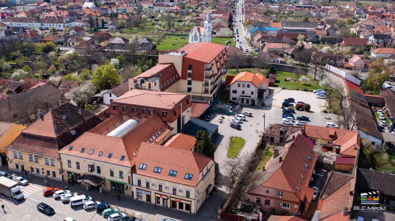 Hotel Leul De Aur Sebeş Zewnętrze zdjęcie
