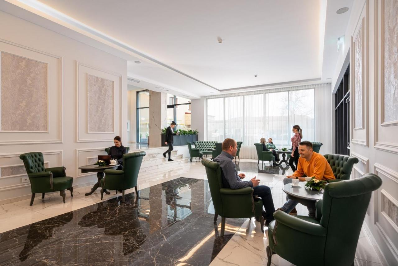 Hotel Leul De Aur Sebeş Zewnętrze zdjęcie