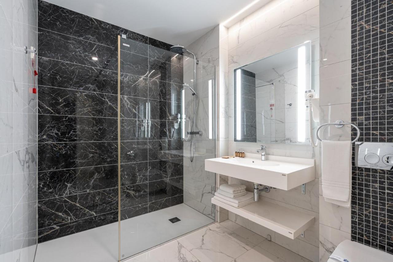 Hotel Leul De Aur Sebeş Zewnętrze zdjęcie